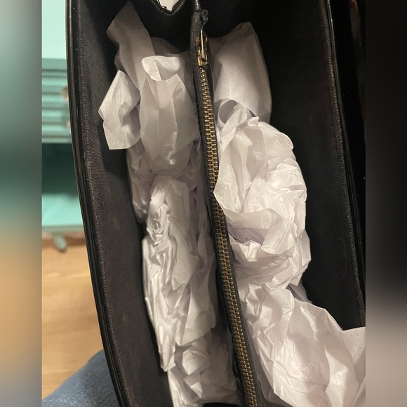 Vintage Black Handbag - Picture 6 of 6